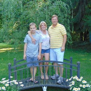 Meet your Posher, Lorie